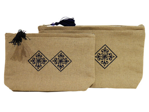 trousse maquillage brodee bleu lin