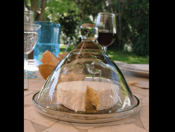 Petite cloche en verre soufflé incolore