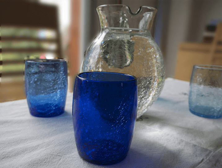 verre a eau bleu