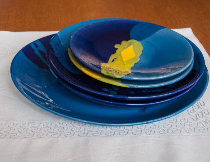 Assiettes de fabrication artisanale